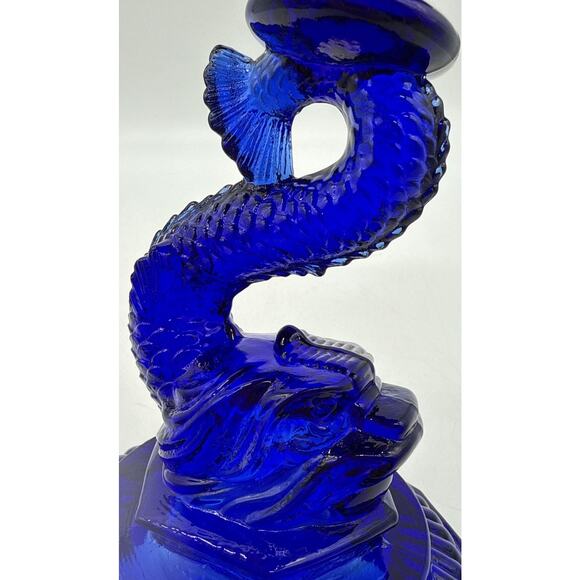 VINTAGE COBALT BLUE GLASS KOI FISH DRAGON TAPER CANDLESTICK CANDLE HOLDER. - Picture 4 of 7